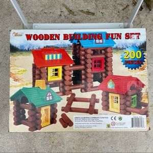 Wooden Building Fun Set 200 pieces